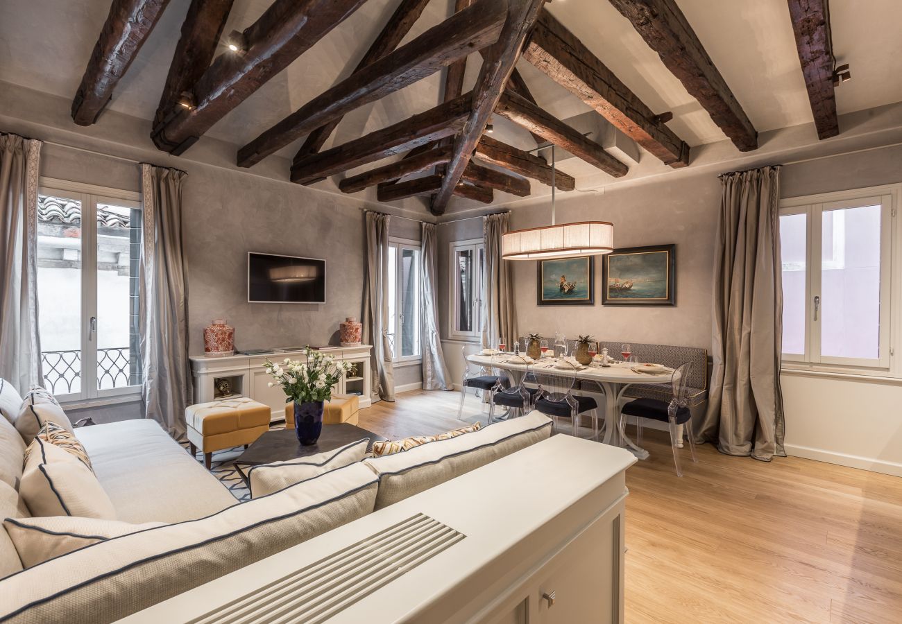 Apartamento en Venecia - La Marchesa Luxury Apartment with Terrace