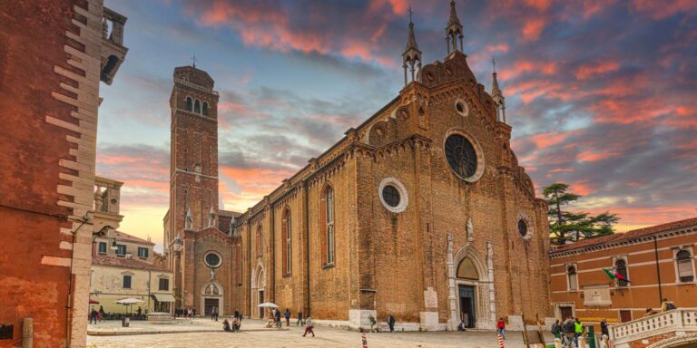 Santa-Maria-Gloriosa-dei-Frari-Venice.jpg