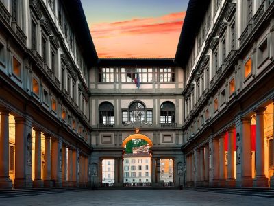 visita serale agli uffizzi firenze