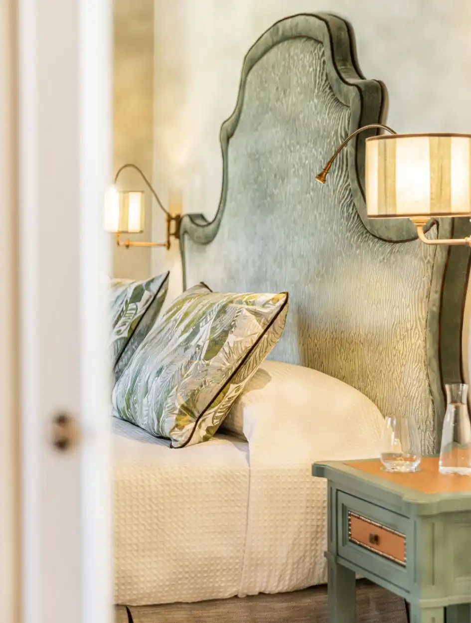 Elegant apartment in Italy, rooted in local culture with timeless design