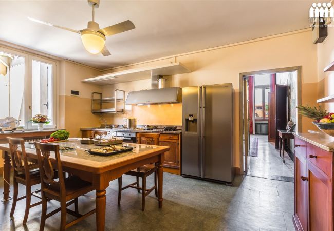 Ferienwohnung in Venezia - Palazzo Loredan Dell'Ambasciatore Ferienwohnung in Venezia - Palazzo Loredan Dell'Ambasciatore