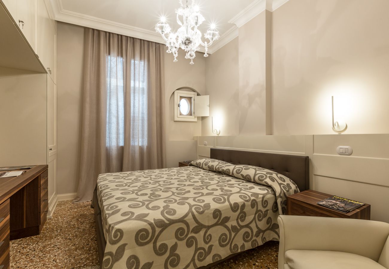 Ferienwohnung in Venedig - Ca' Mainella Grand Canal Ferienwohnung in Venedig - Ca' Mainella Grand Canal