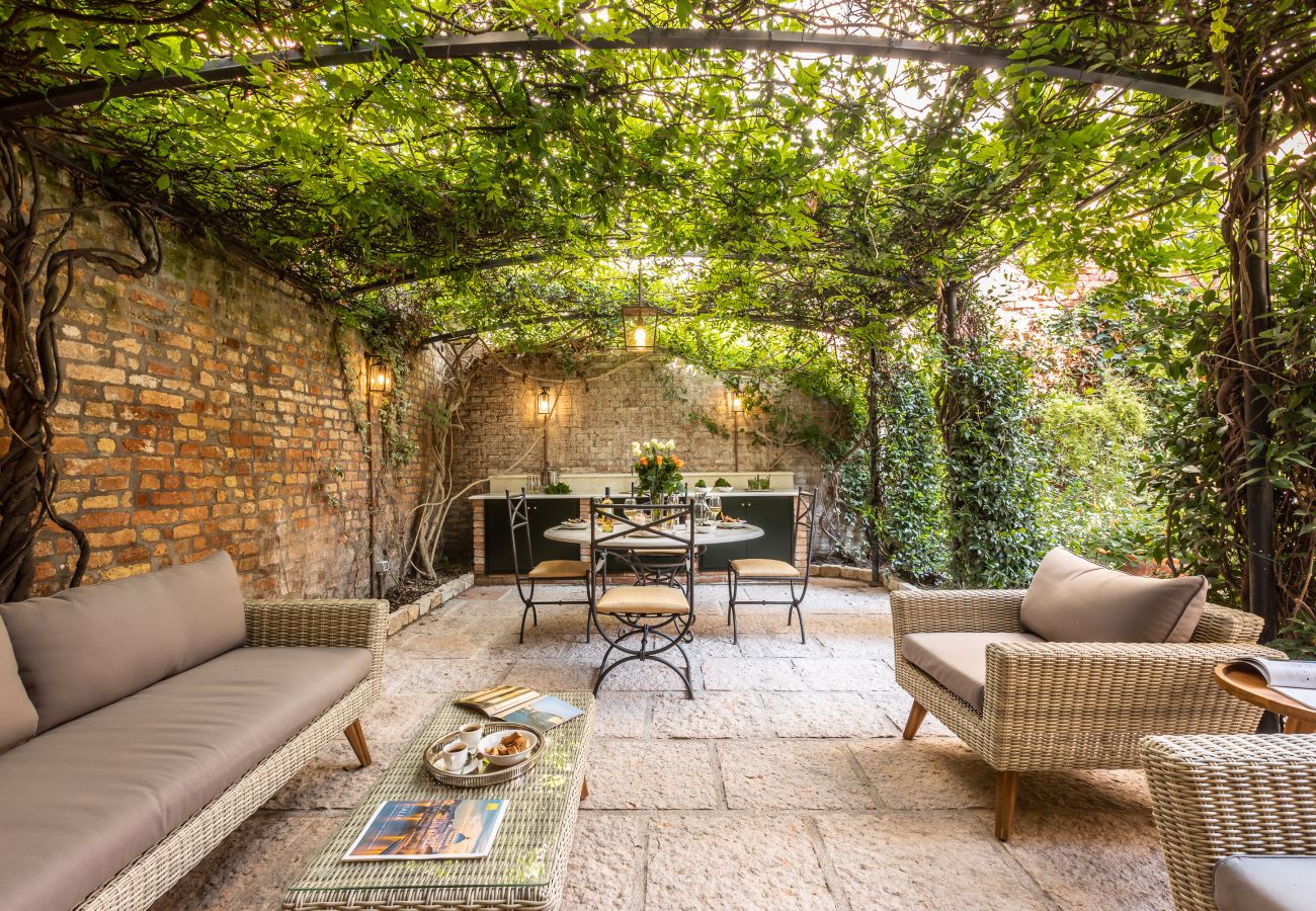 Ferienwohnung in Venedig - La Baruffa Garden House Ferienwohnung in Venedig - La Baruffa Garden House