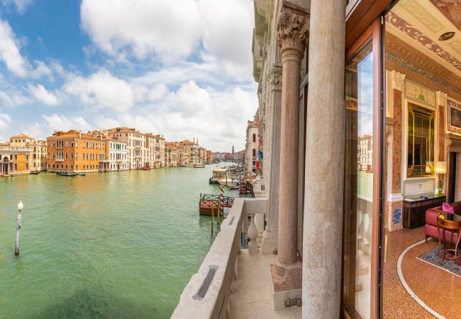 Ferienwohnung in Venezia - Palazzo Angelo Piano Nobile Ferienwohnung in Venezia - Palazzo Angelo Piano Nobile