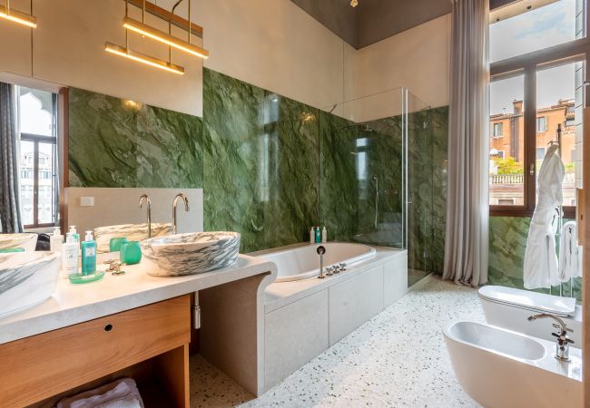 Ferienwohnung in Venezia - Palazzo Angelo Piano Nobile Ferienwohnung in Venezia - Palazzo Angelo Piano Nobile