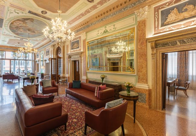 Ferienwohnung in Venezia - Palazzo Angelo Piano Nobile Ferienwohnung in Venezia - Palazzo Angelo Piano Nobile