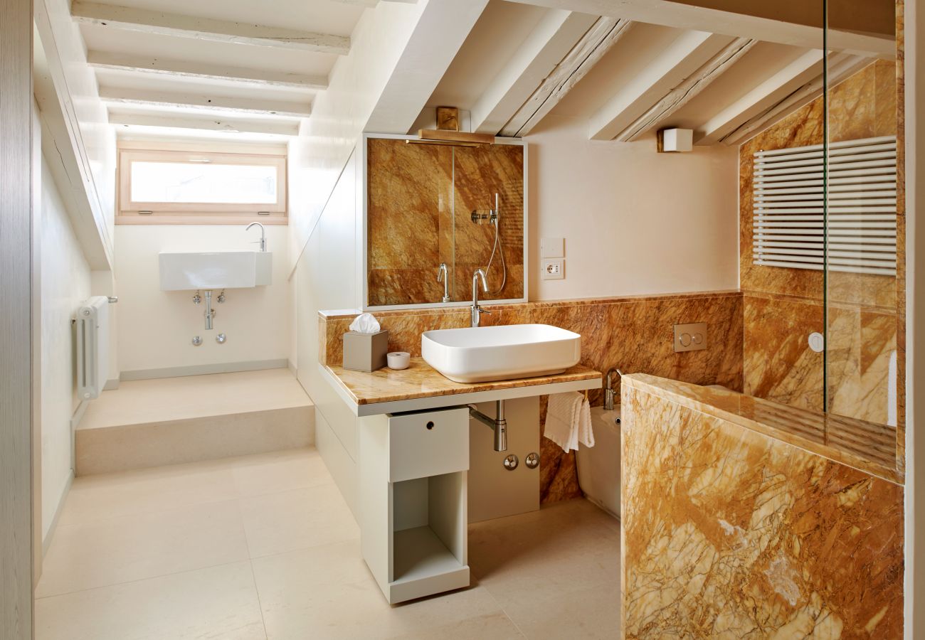 Ferienwohnung in Venedig - Palazzo Angelo Fenice Loft Ferienwohnung in Venedig - Palazzo Angelo Fenice Loft