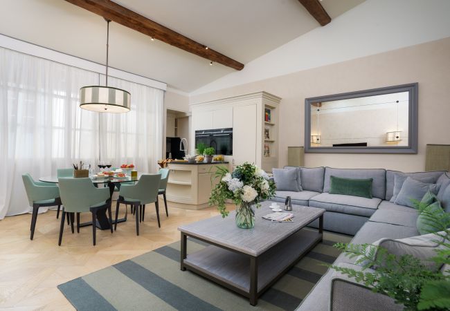 Villa in Firenze - La Dimora degli Affreschi Florence - Il Palazzo - Villa in Firenze - La Dimora degli Affreschi Florence - Il Palazzo -