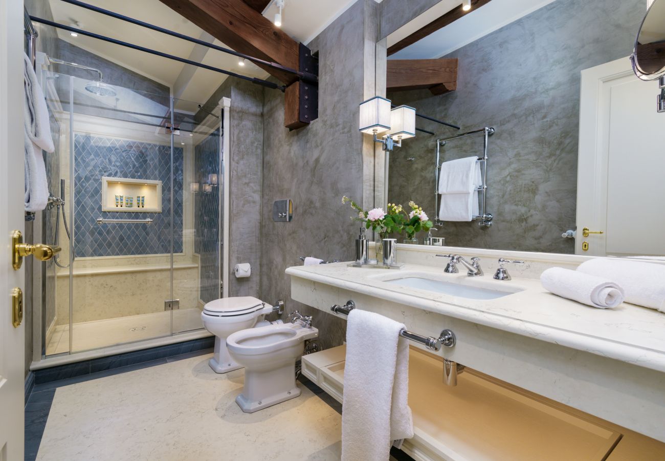 Ferienwohnung in Florenz - Marchesa Olympia Ferienwohnung in Florenz - Marchesa Olympia