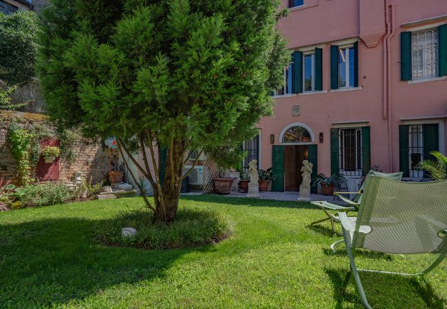 Ferienwohnung in Venezia - Casa della Sensa Il Palazzetto Ferienwohnung in Venezia - Casa della Sensa Il Palazzetto