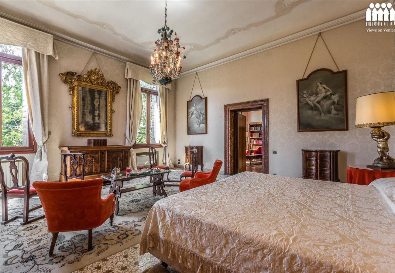 Appartamento a Venezia - Palazzo Loredan Dell'Ambasciatore Appartamento a Venezia - Palazzo Loredan Dell'Ambasciatore