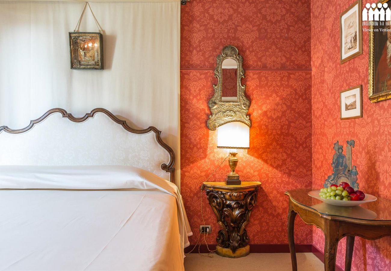 Appartamento a Venezia - Palazzo Loredan Dell'Ambasciatore Appartamento a Venezia - Palazzo Loredan Dell'Ambasciatore