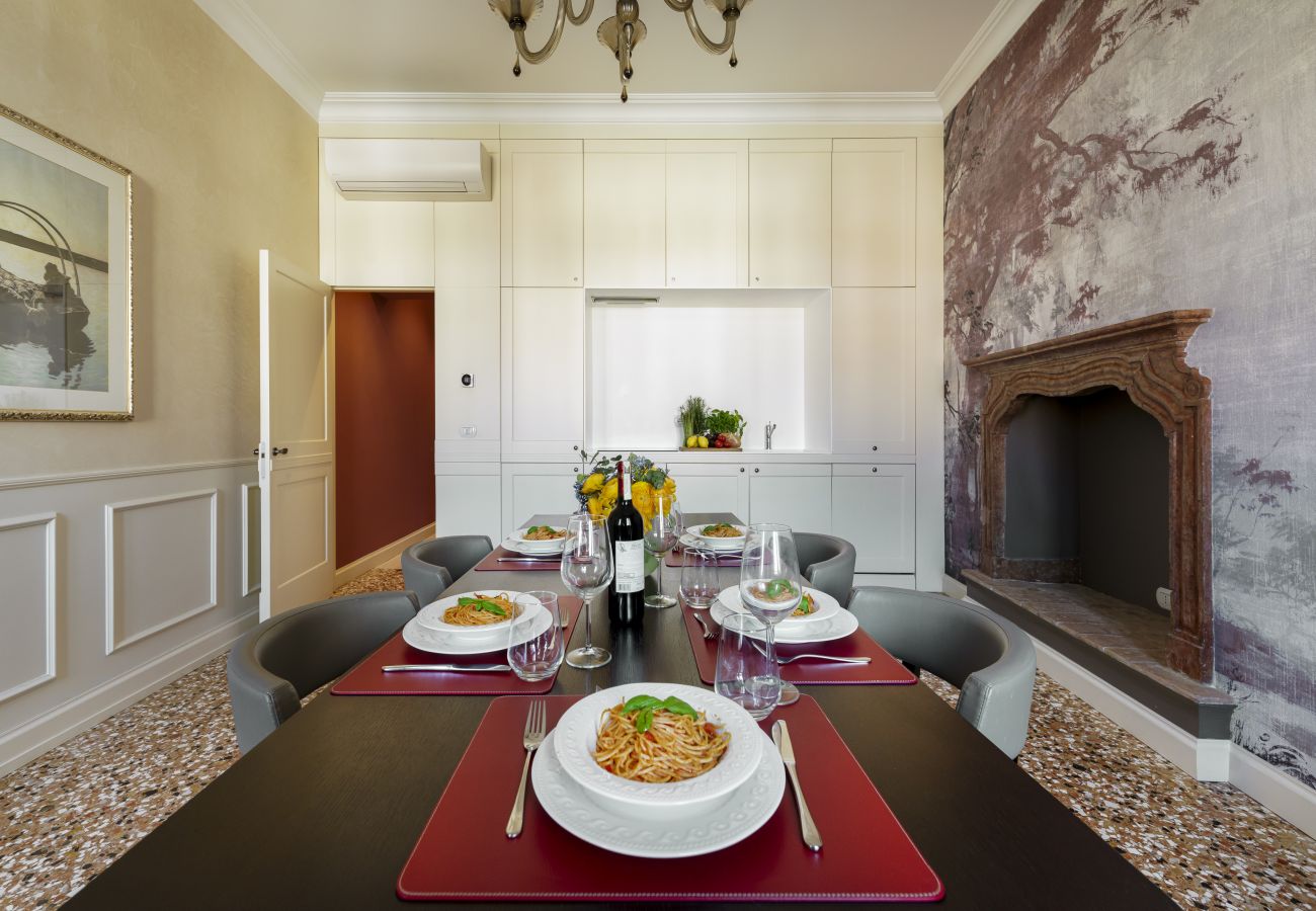 Appartamento a Venezia - Ca' Mainella Grand Canal Appartamento a Venezia - Ca' Mainella Grand Canal