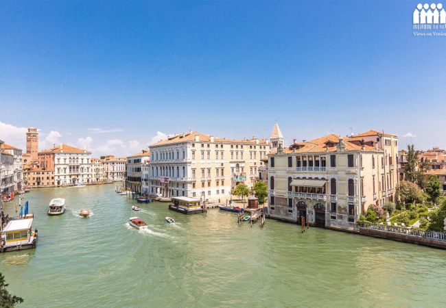 Apartment in Venezia - Palazzo Loredan Dell'Ambasciatore Apartment in Venezia - Palazzo Loredan Dell'Ambasciatore