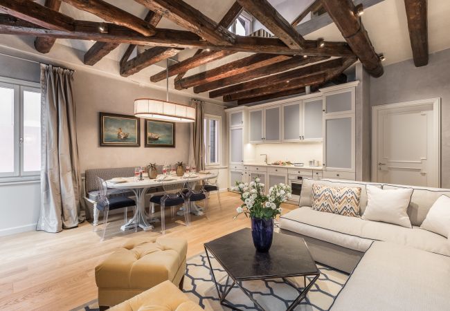 Apartment in Venezia - La Marchesa Luxury Apartment with Terrace Apartment in Venezia - La Marchesa Luxury Apartment with Terrace