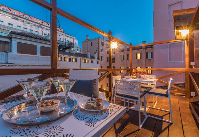 Apartment in Venezia - La Marchesa Luxury Apartment with Terrace Apartment in Venezia - La Marchesa Luxury Apartment with Terrace