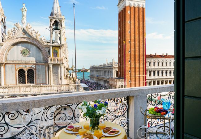 Apartment in Venezia - Due Leoni Terrace in St. Mark's Square Apartment in Venezia - Due Leoni Terrace in St. Mark's Square