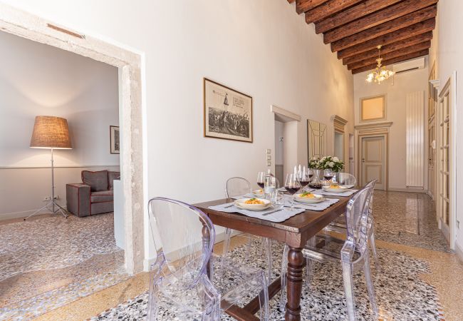 Apartment in Venice - Ca' Romantica Apartment in Venice - Ca' Romantica