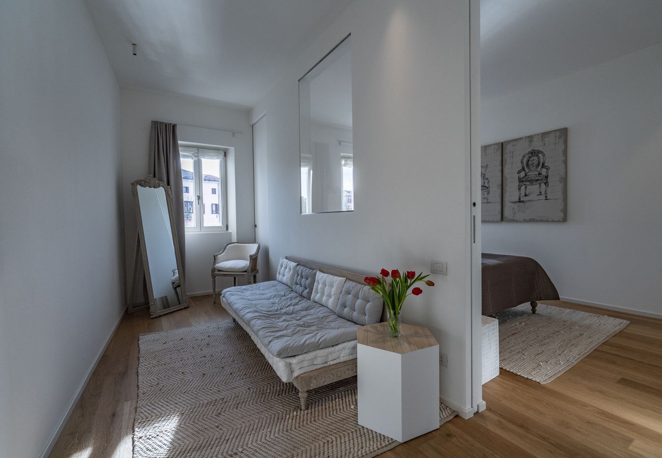 Apartment in Venice - La Loggia Grand Canal Apartment in Venice - La Loggia Grand Canal