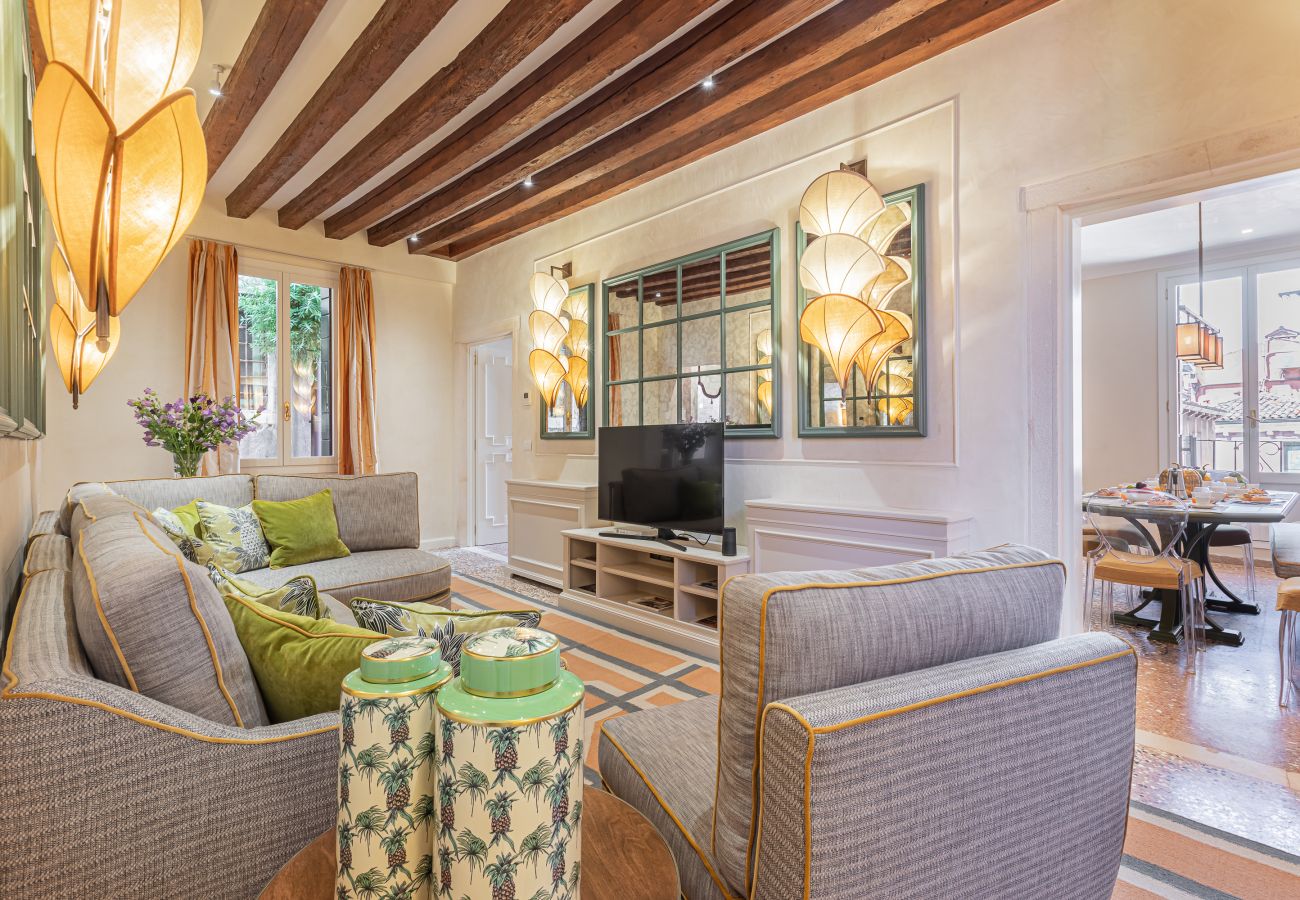 Apartment in Venice - L'Opera Divina