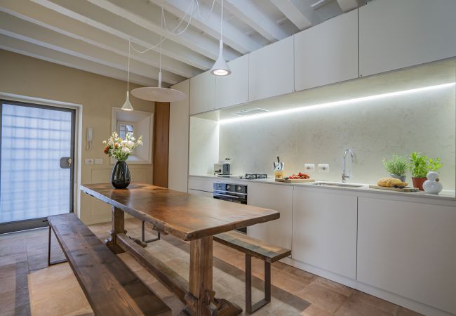 Apartment in Venezia - Ca' Minore Secret Garden Apartment in Venezia - Ca' Minore Secret Garden