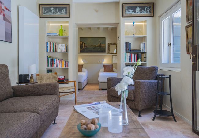 Apartment in Venezia - Ca' Minore Secret Garden Apartment in Venezia - Ca' Minore Secret Garden