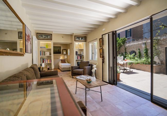 Apartment in Venezia - Ca' Minore Secret Garden Apartment in Venezia - Ca' Minore Secret Garden