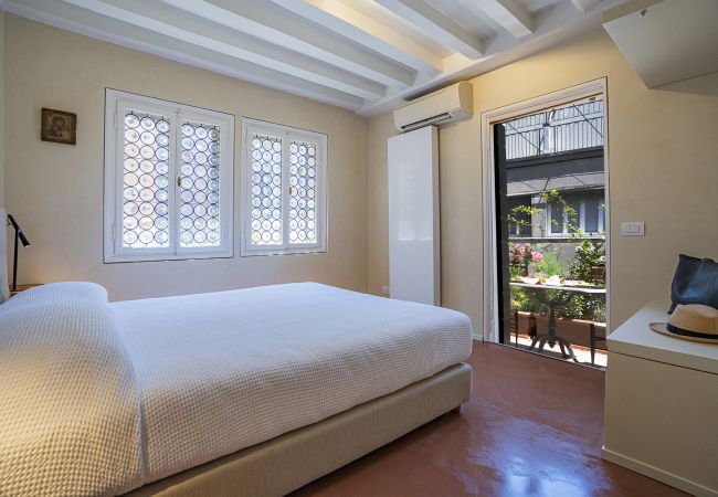 Apartment in Venezia - Ca' Minore Secret Garden Apartment in Venezia - Ca' Minore Secret Garden