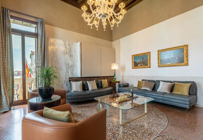 Apartment in Venezia - Palazzo Angelo Piano Nobile Apartment in Venezia - Palazzo Angelo Piano Nobile