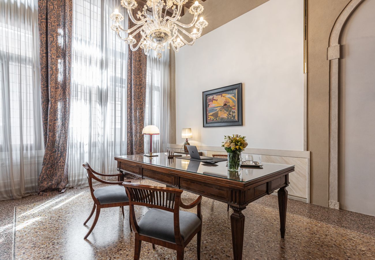 Apartment in Venice - Palazzo Angelo Piano Nobile Apartment in Venice - Palazzo Angelo Piano Nobile