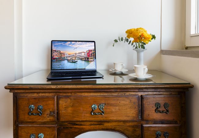 Apartment in Venezia - Ca' Cerchieri Terrace Apartment in Venezia - Ca' Cerchieri Terrace