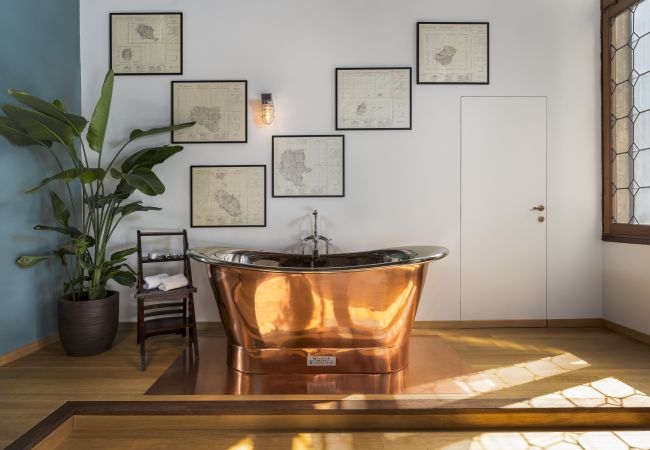 Apartment in Venice - The Yacht House Canal View Apartment in Venice - The Yacht House Canal View