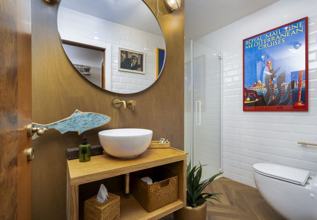 Apartment in Venice - The Yacht House Canal View Apartment in Venice - The Yacht House Canal View