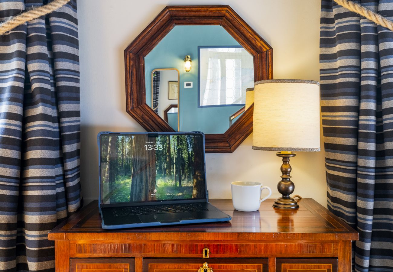 Apartment in Venice - The Yacht House Canal View Apartment in Venice - The Yacht House Canal View