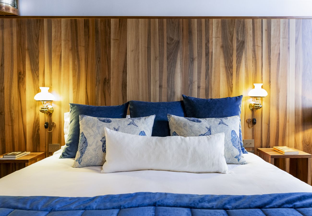 Apartment in Venice - The Yacht House Canal View Apartment in Venice - The Yacht House Canal View